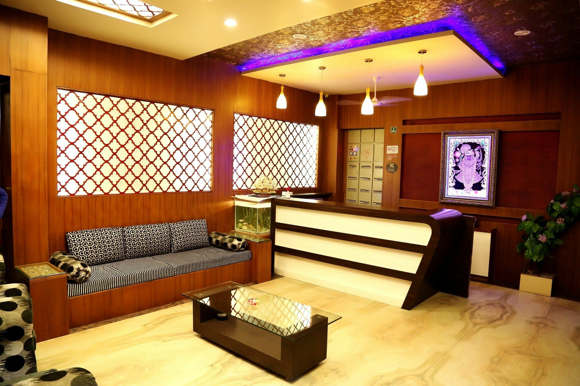Narayans Leela Inn Udaipur Bagian luar foto